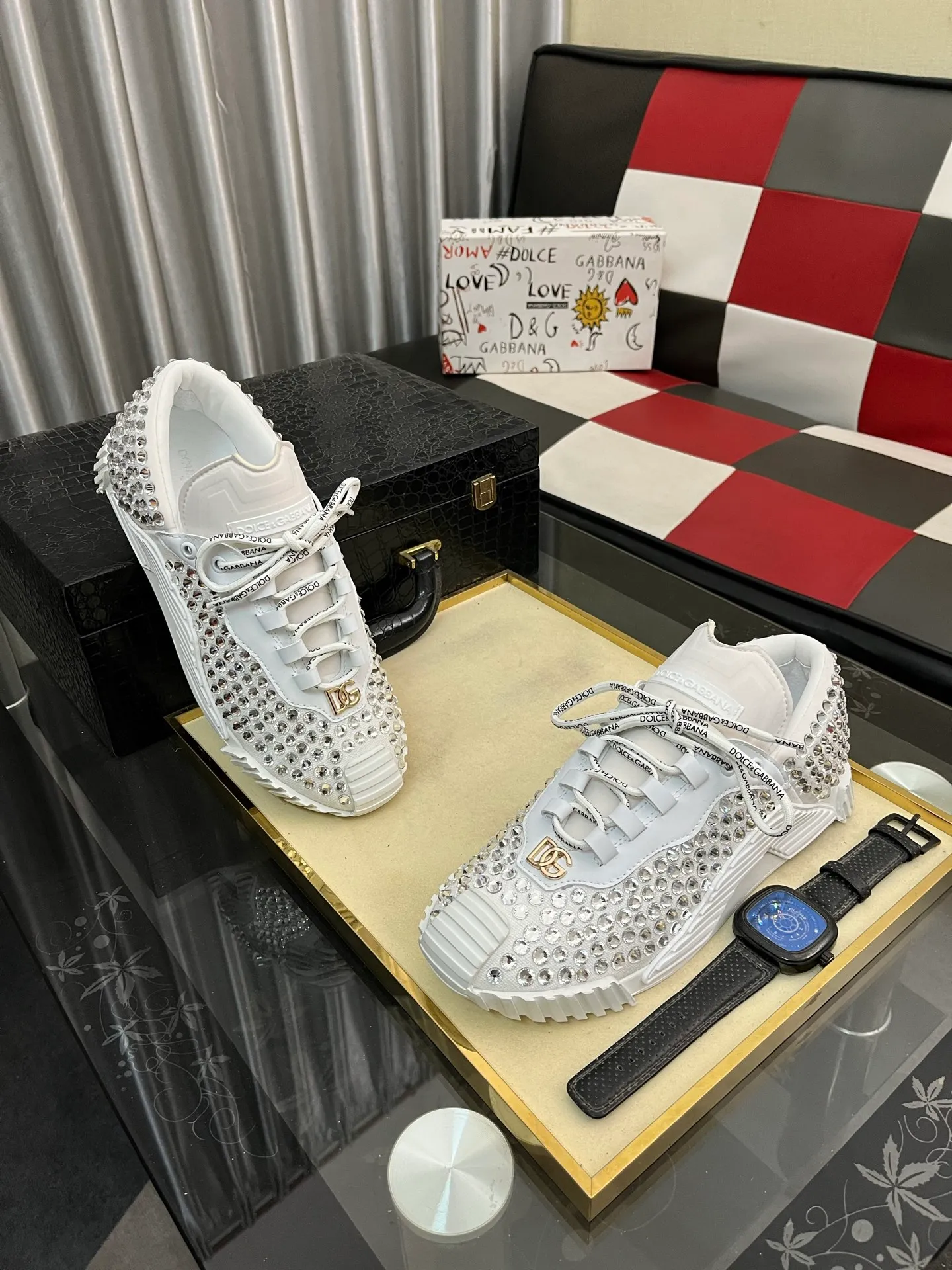 Men's men's shoes 💰: 500⌚️⌚️【DG～】couple casual shoes 2025z cabinet sales simultaneously 🔶Size: 36-44 #️⃣ 🔷2 colors🔜The upper is made of multi-material splicing➕Mesh lining, comfortable and breathable, sole: original comfortable and wear-resistant outsole, ⚠️real thing📱photographed🎬real thing is better📢📢📢